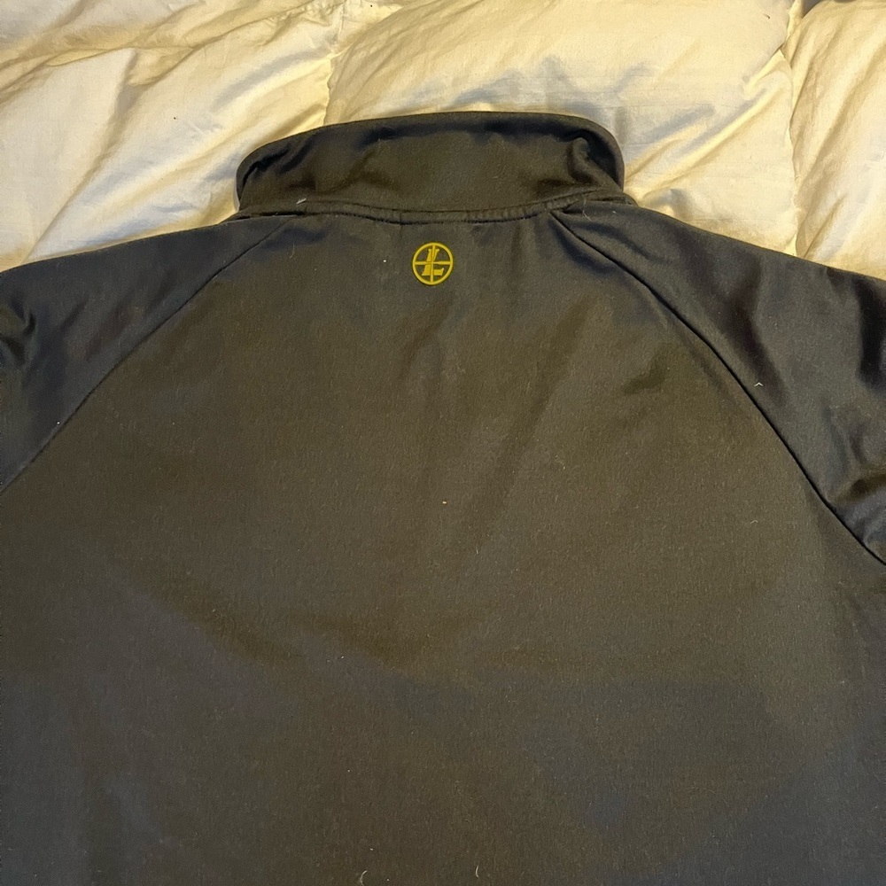 Men’s zip-neck performance pullover - Picture 3 of 3